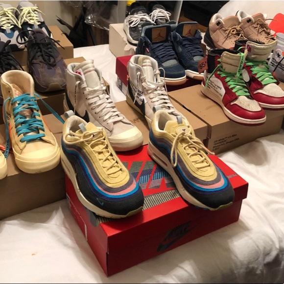 Sneaker/supreme mixed mystery box - Picture 4 of 6